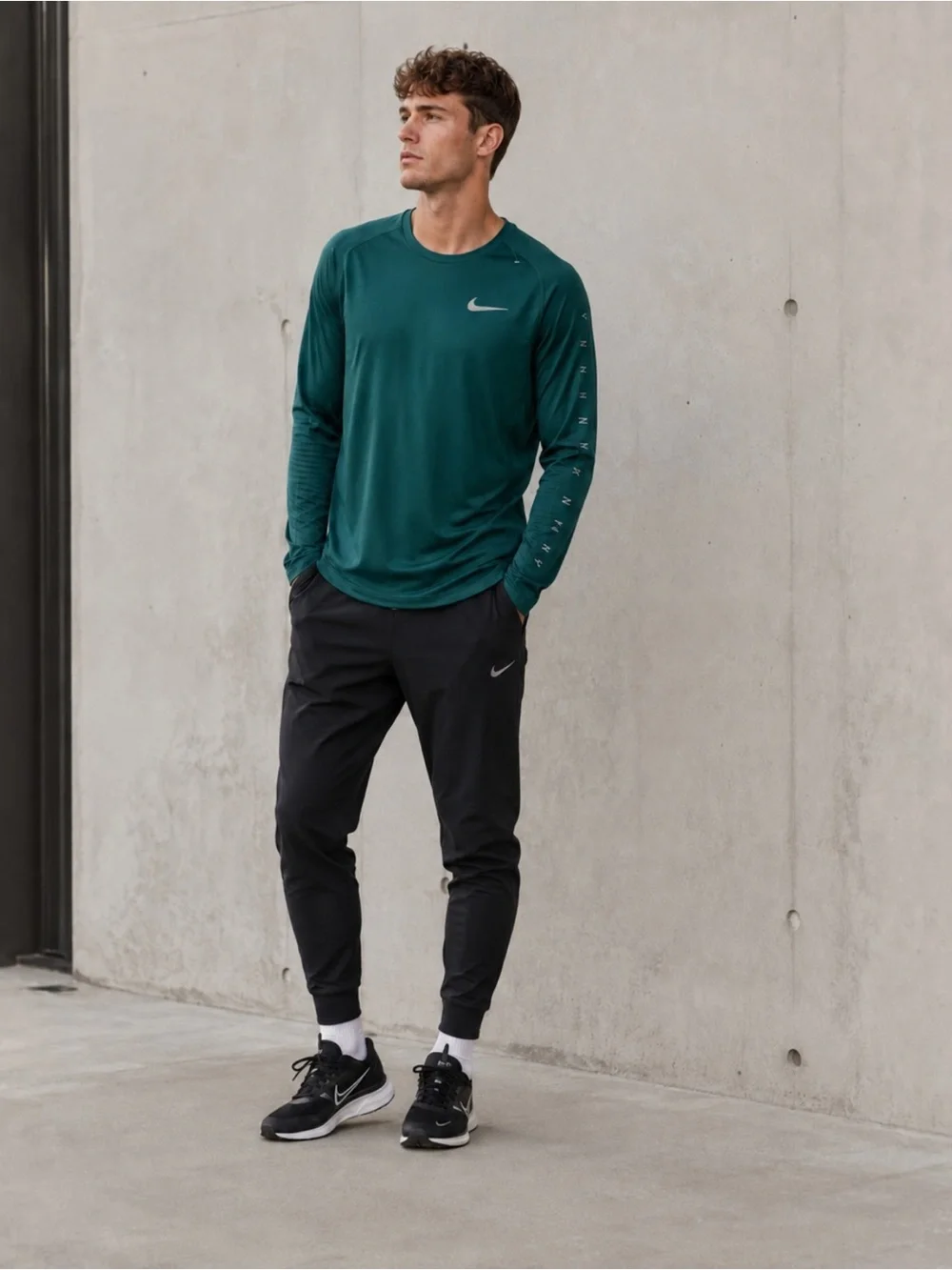 Nike Flash Miler Dri-FIT Men XL Green Reflective Long Sleeve Running Shirt